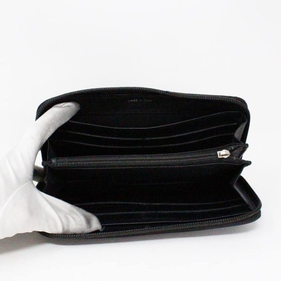 CHANEL #MCA189 Black Leather Timeless CC Zip Around Wallet - Picture 4 of 9